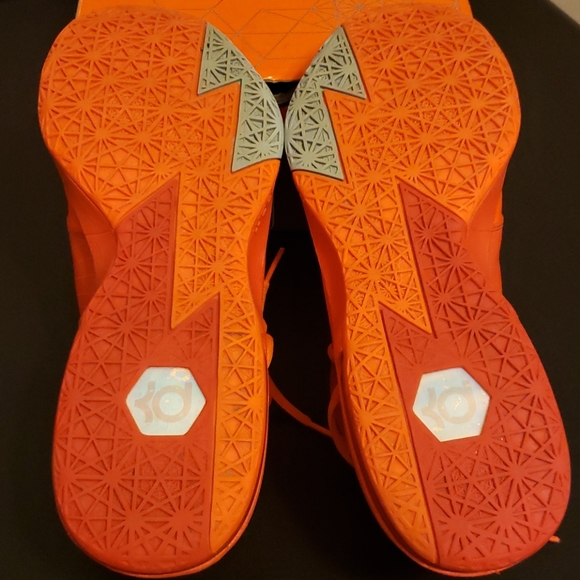 LIKE NEW - Nike KD 6 NYC 66 - Picture 4 of 7